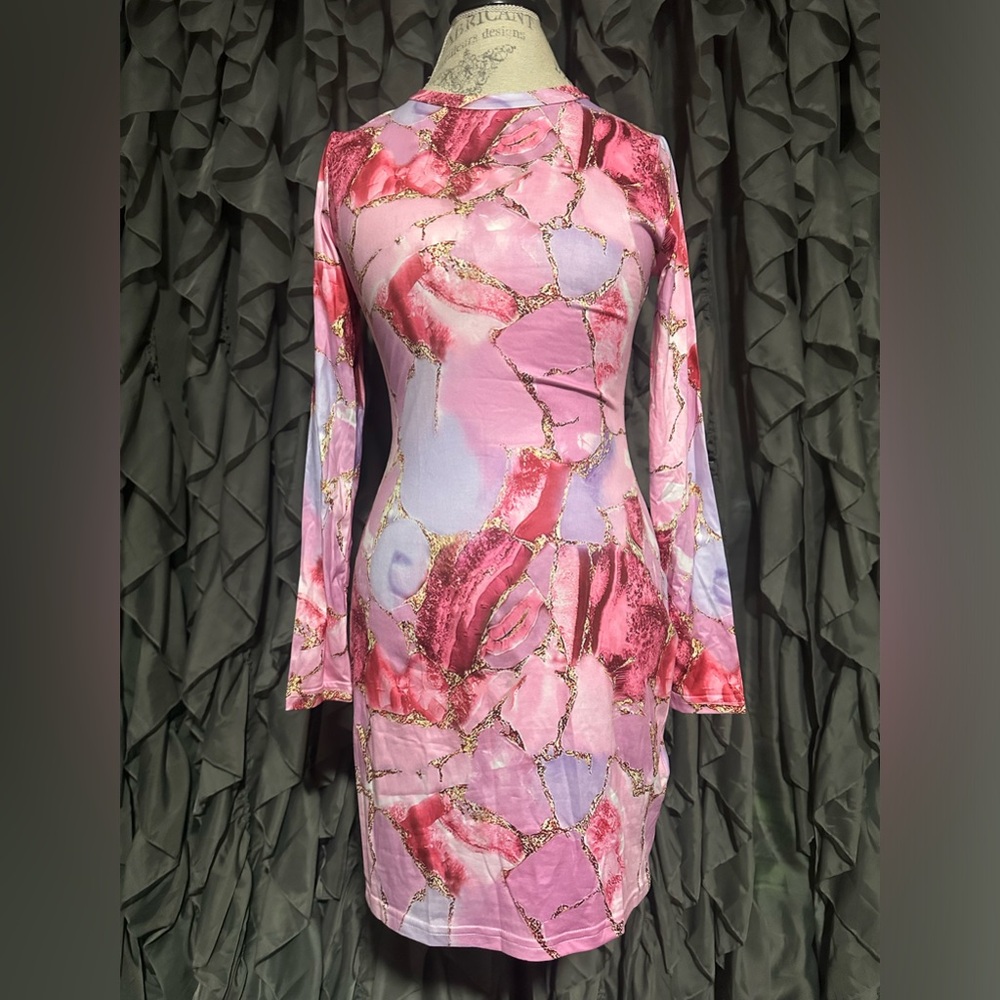 Shein, size 6, pink & gold in color, material is soft but fitting, never worn